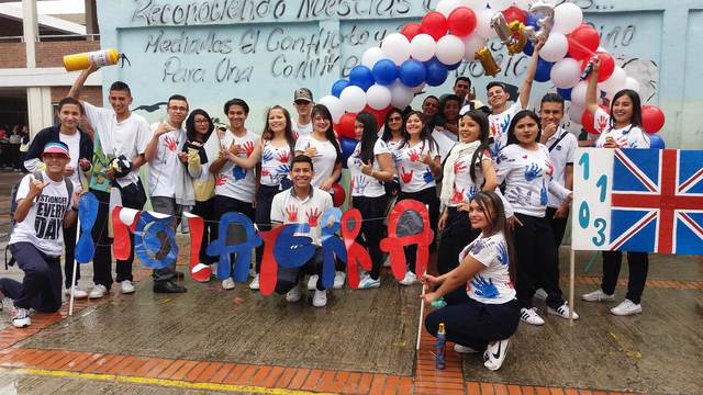 OPORTUNIDADES,FORTALEZAS,DEBILIDADES