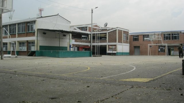 Primer día en el colegio león de greiff