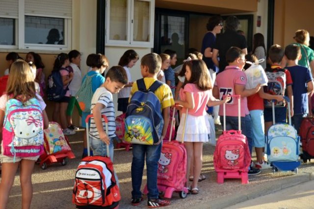 IR  AL COLEGIO POR PRIMERA VEZ