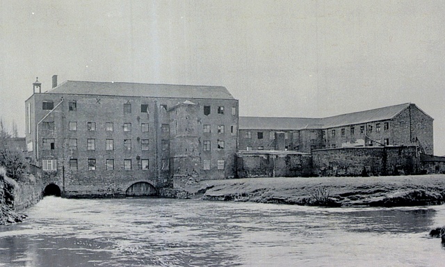 History of the Cotton mill on Mill Island (1228-1970)