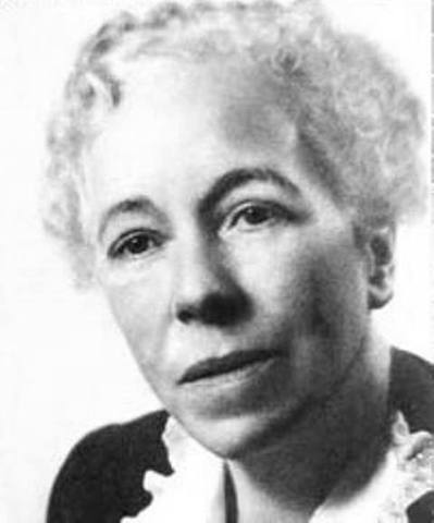 karen presento su trabajo acerca de la educacion sexual para niños