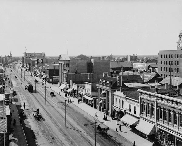 Alberta and Saskatchewan Become the Eighth and Ninth Provinces