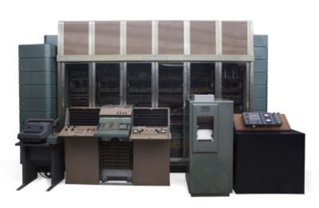 The JOHNNIAC Open Shop System