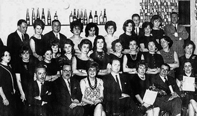 INSTITUCIONALIZACION DE LA PROFESION EN COLOMBIA