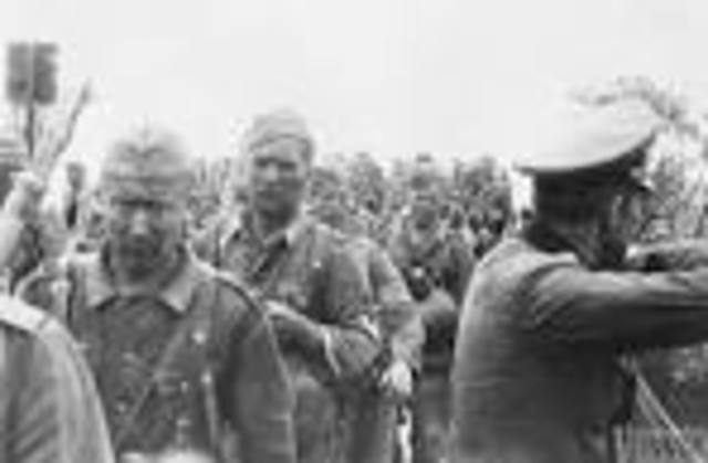 Russia declare war on Japan