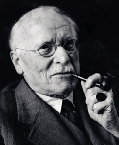 Nace Carl Gustav Jung