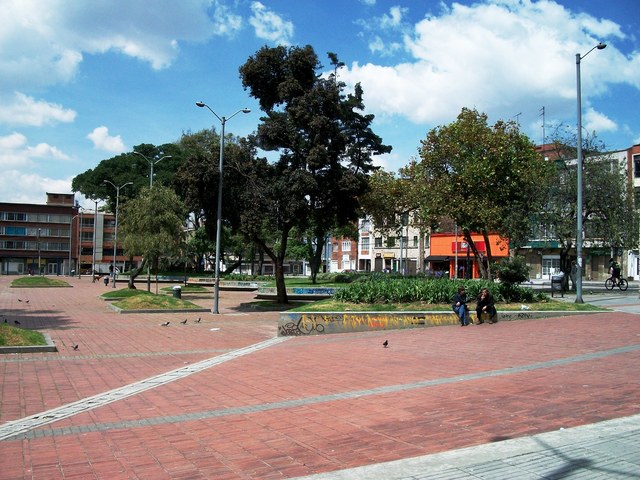 “Cabezas rapadas”