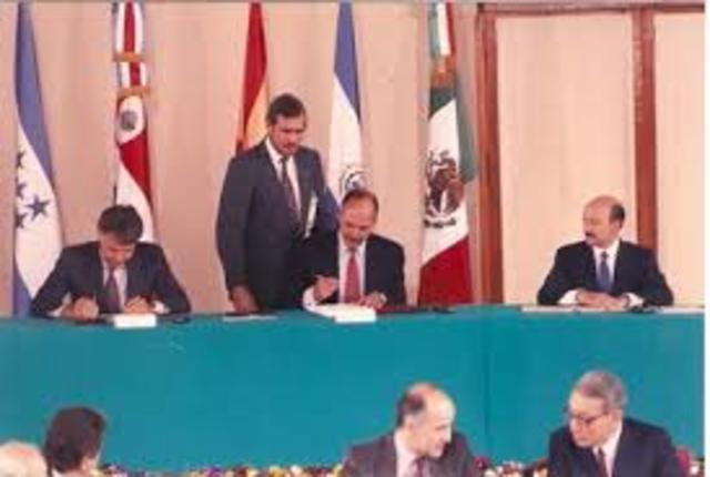 Se firmó el acuerdo de Ciudad de México, donde se dieron por finalizadas las negociaciones