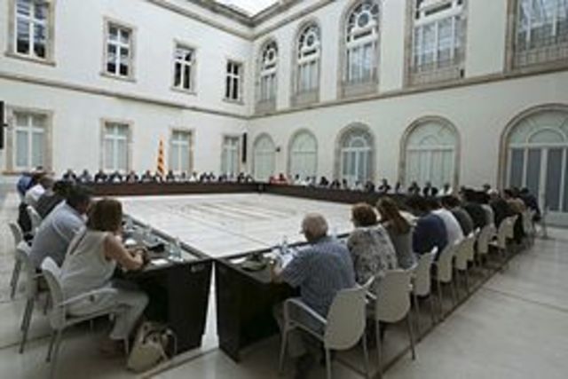 PACTA NACIONAL DEL DRET A DECIDIR