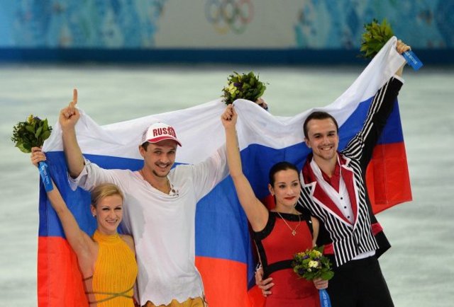 Фигурное катание, спортивные пары. Золото/серебро. Волосожар/Траньков, Климова/Столбов