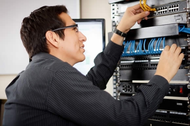 INSTALACIÓN DE APARATOS TECNOLÓGICOS