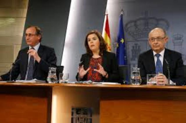 El Govern d'Espanya intervé les finances del Govern de Catalunya (novembre)