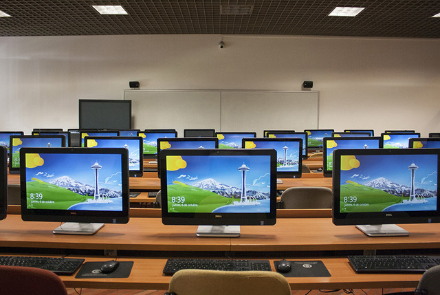 Instalación de los equipos tecnologicos