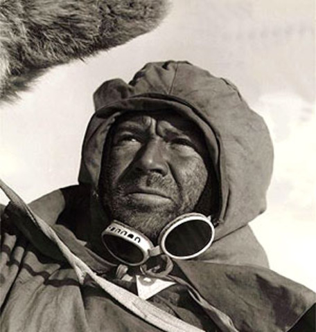 British explorer, Robert Falcon Scott, traveled to the South Pole