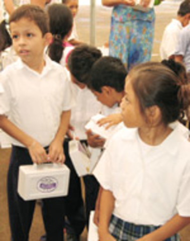 Apoyo con Becas a Alumnos de primaria