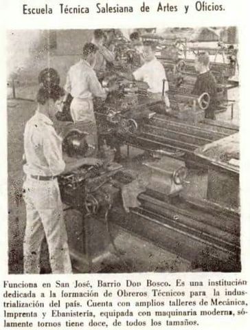 Crea la Escuela de Artes y oficios