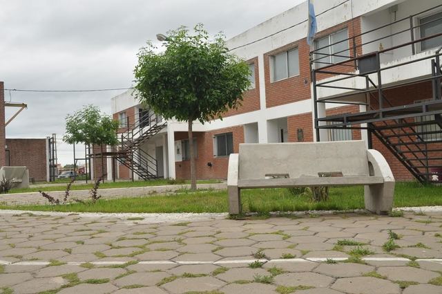 ABRE SUS PUERTAS LA FRTL (Facultad Regional Trenque Lauquen)