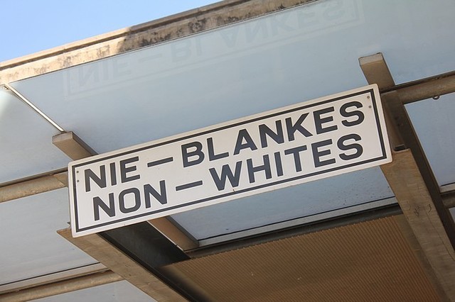 Andere rassen krijgen een werkverbod in stedelijke gebieden