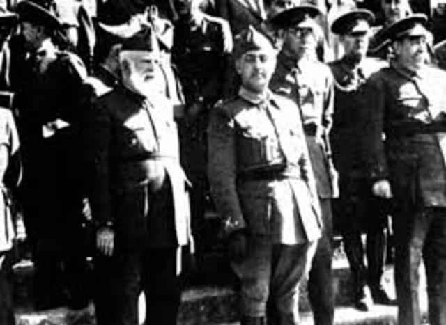 Franco és nomenat vocal de la Junta de Defensa Nacional