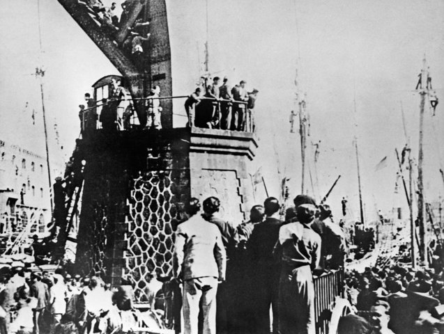 L'URSS envia ajuda a la Rep. espanyola