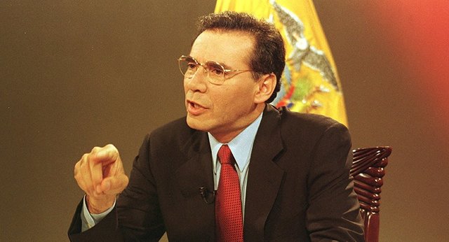 Jamil firma la paz defintiva con el Perú