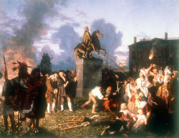 King George Statue destroyed