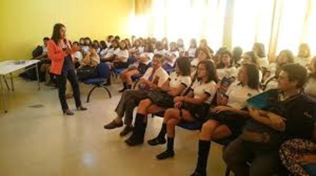 Explicar el uso del computador a los estudiantes