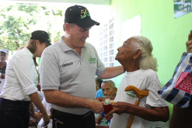 LA SOLUCION DEL COLEGIO DE LA GLORIA CESAR