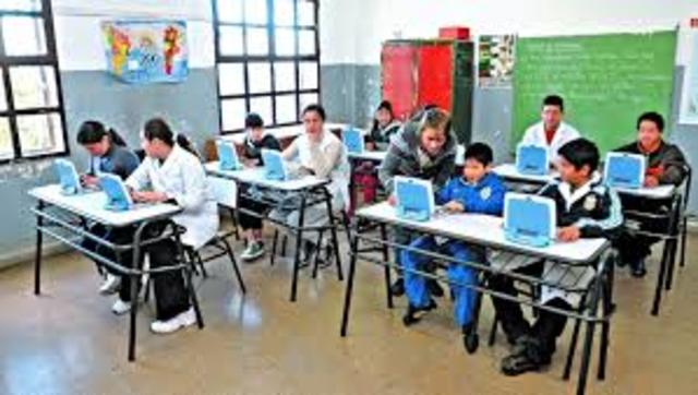 ¿Cuál es el impacto positivo de invertir en educación?