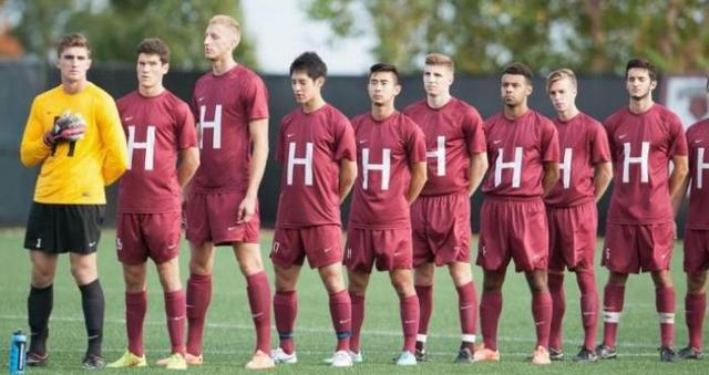 Suspende al equipo de fútbol