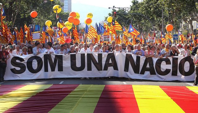 Manifestació: «Som una nació i tenim el dret de decidir»&nbsp;