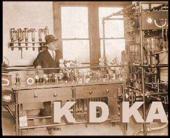 Estación de radio comercial