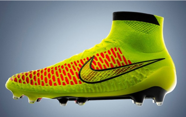 Nike Magista