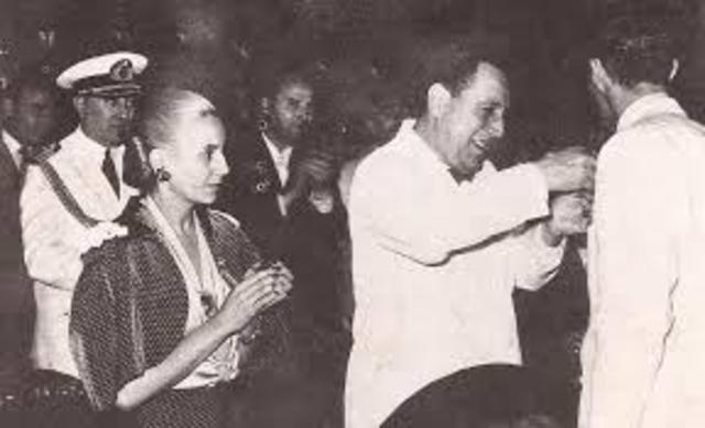 El matrimonio Perón en Argentina ayuda en la educación y vivienda