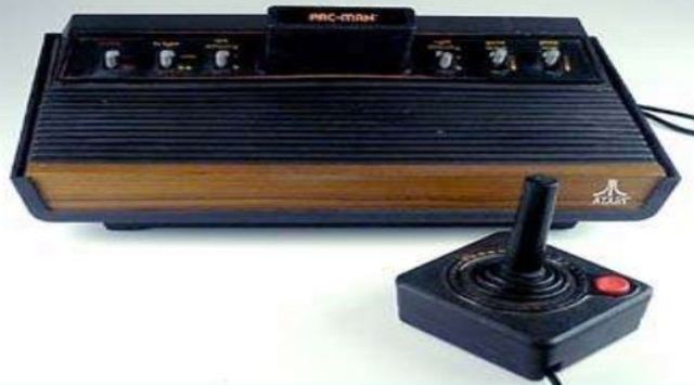 LA PRIMERA CONSOLA DE VIDEO JUEGOS