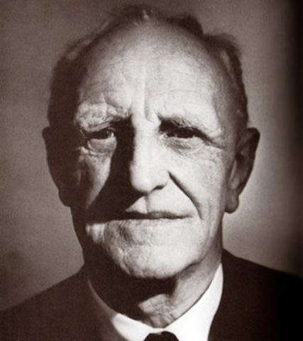 winnicott se hace presidente de la sociedad psicoanalitica de inglaterra