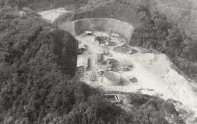 Opera el Centro Nacional de Telecomunicaciones y Control. - Opera la primera etapa de la Central hidroeléctrica San Carlos –620 MW.