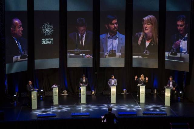 PRIMER DEBATE PRESIDENCIAL EN ARGENTINA
