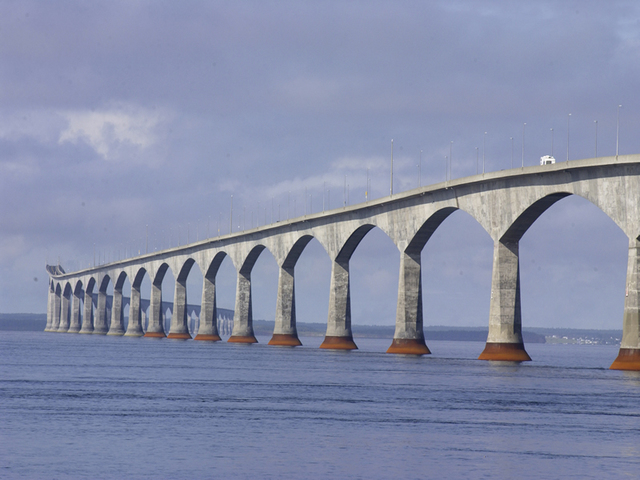 Confederation Bridge; Northumberland Straight in Canada connecting Prince Edward Island to New Brunswick by road.  Project from 1992 to 1997