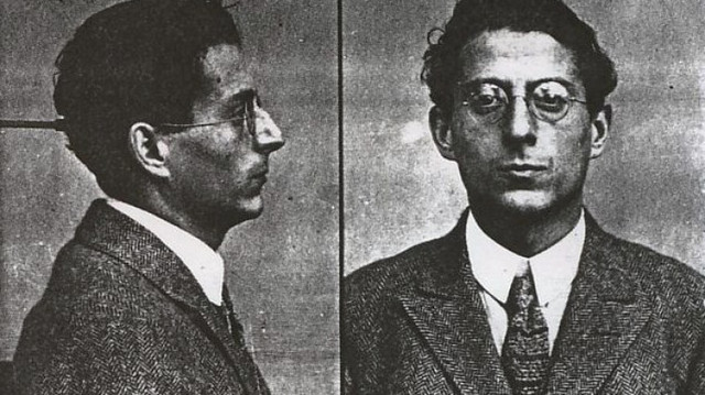 El Govern Central dissol el POUM.