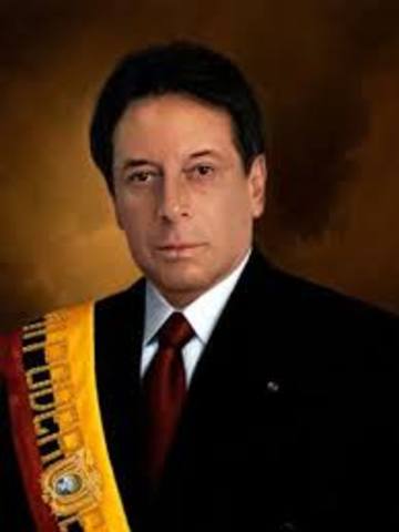 Fabian Alarcon sube al poder de manera ilegal