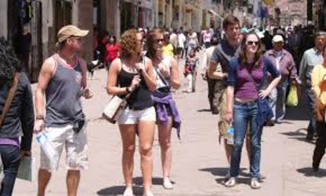 1931 se registra la llegada a México de 41 mil turistas