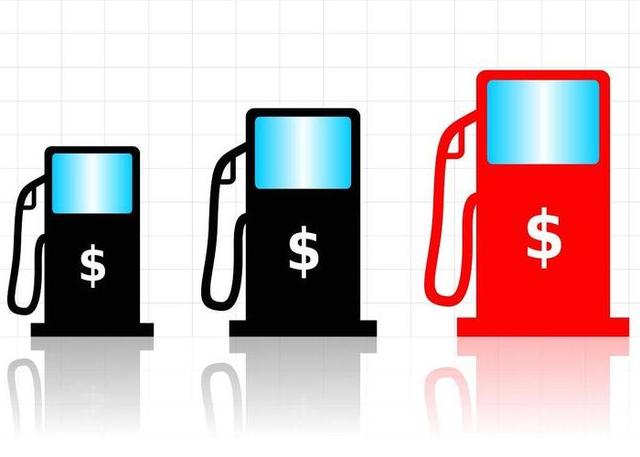 Ordenó un aumento en el precio de los combustibles