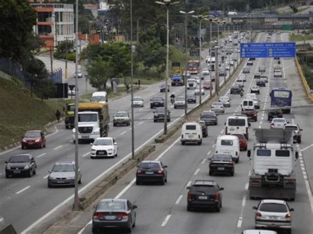 mejoró las vías del país