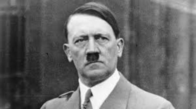 Hitler en la cancillería