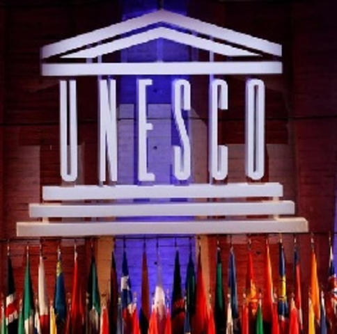 UNESCO (2.002 ) "Definición de Recursos Educativos Digitales RED"