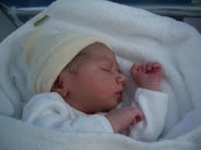 es un niño se llamara Delmar Nicolas