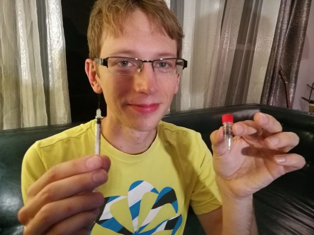 Tristan Roberts Injects Homemade HIV Treatment