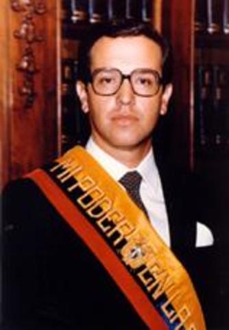 Osvaldo Hurtado Larrea (1981-1984)