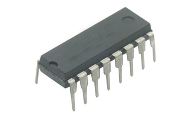 Aparecen los circuitos integrados